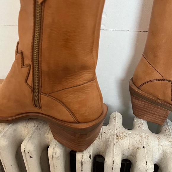 SOLD - Picture 3 of 5